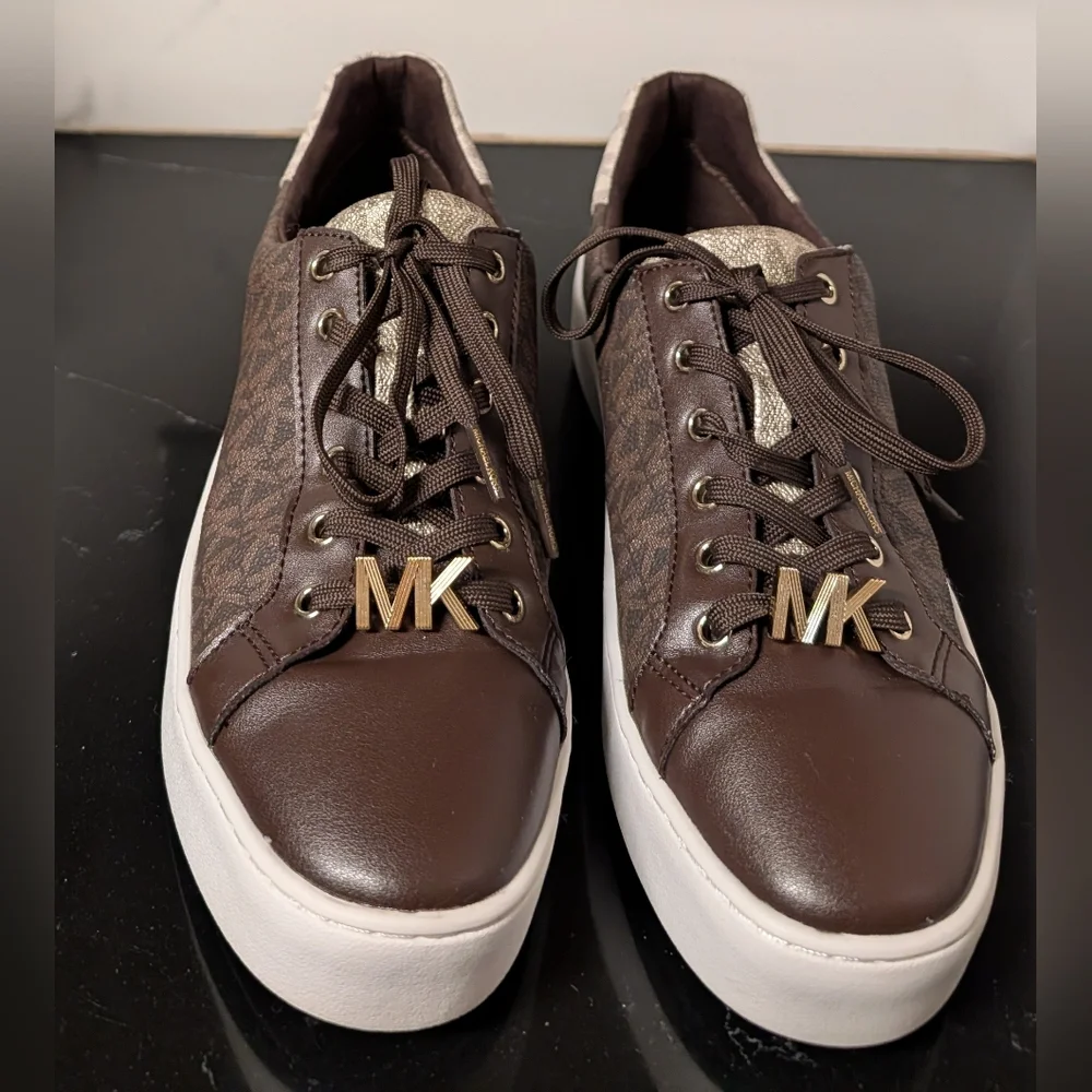 Michael Kors Poppy Color-Block Logo Sneakers Size 7 Used Exc MSRP $228